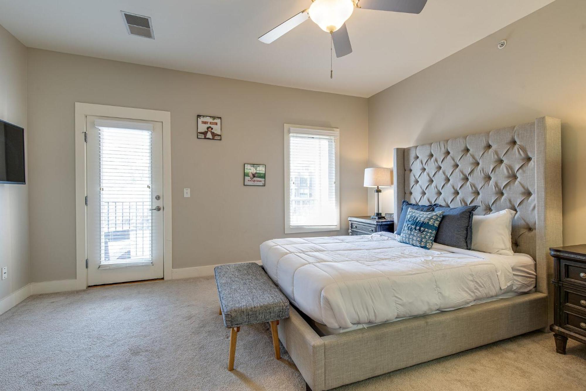 Apartamento The Celebrity - Minutes To Broadway With A Balcony Nashville Exterior foto