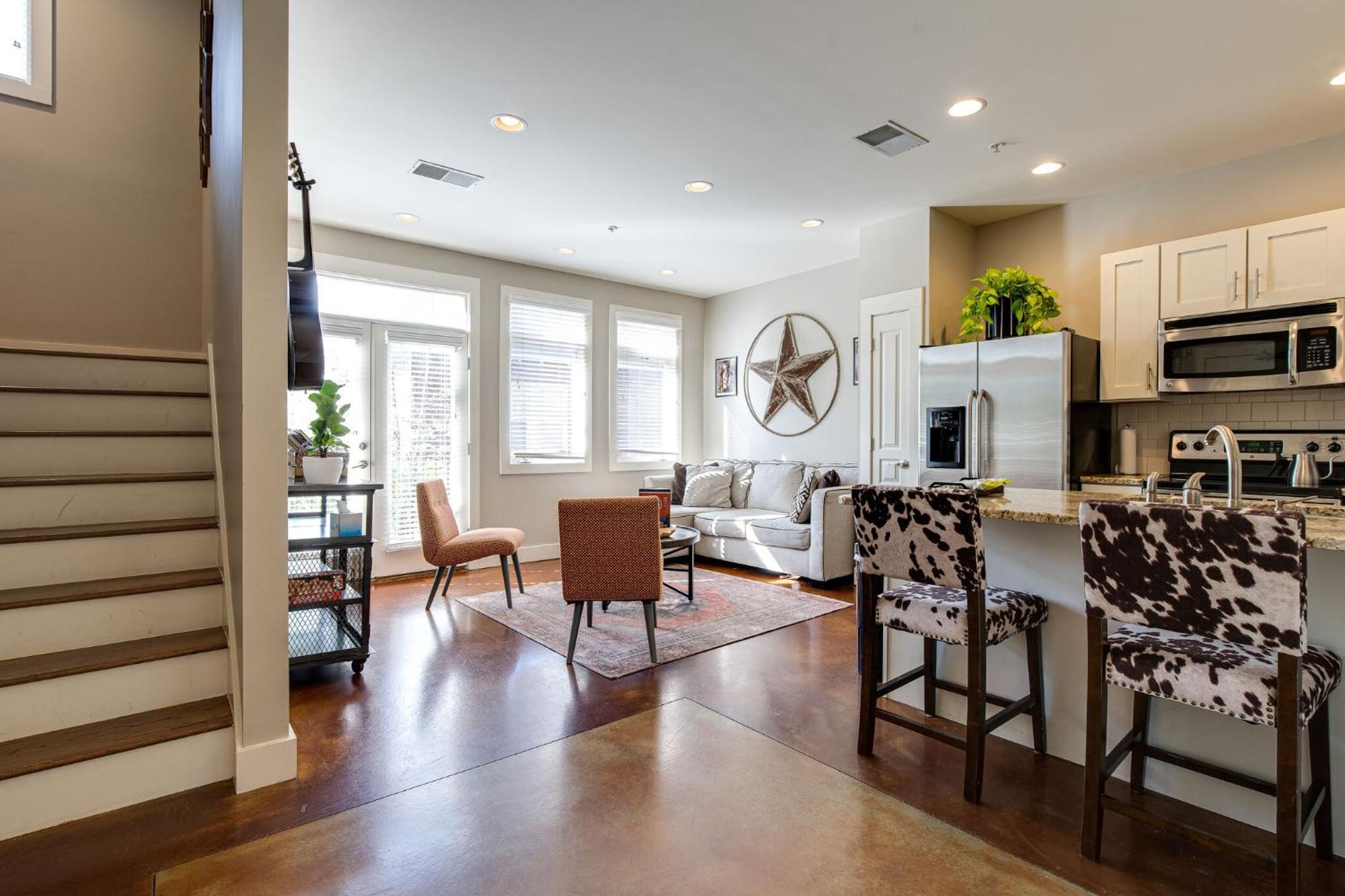 Apartamento The Celebrity - Minutes To Broadway With A Balcony Nashville Exterior foto