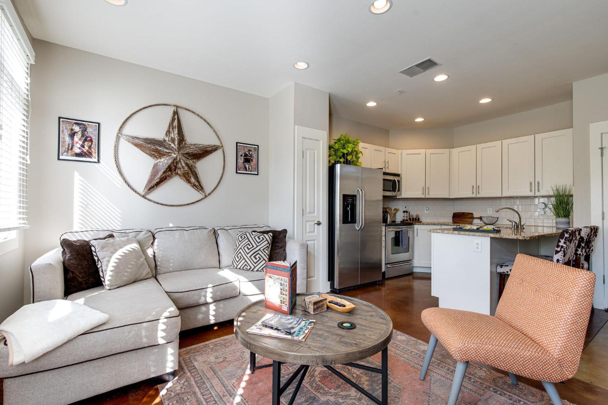 Apartamento The Celebrity - Minutes To Broadway With A Balcony Nashville Exterior foto