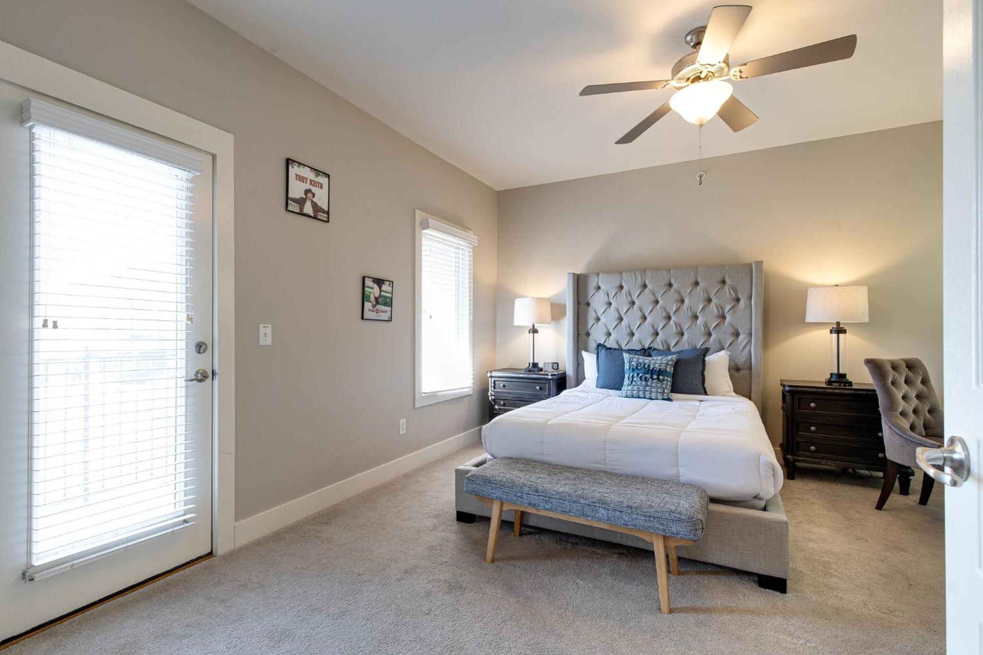Apartamento The Celebrity - Minutes To Broadway With A Balcony Nashville Exterior foto